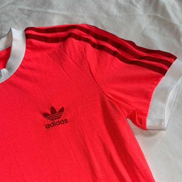 Adidas Women’s Neon Pink Short Sleeve Tee - Picture 5 of 6